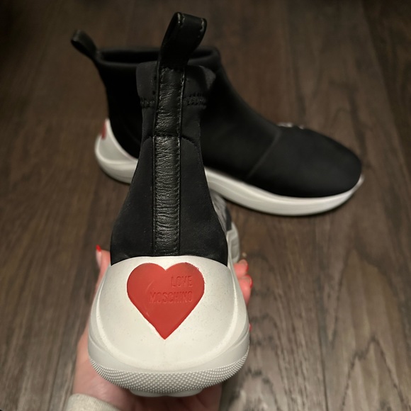 Love Moschino Shoes - Picture 2 of 5